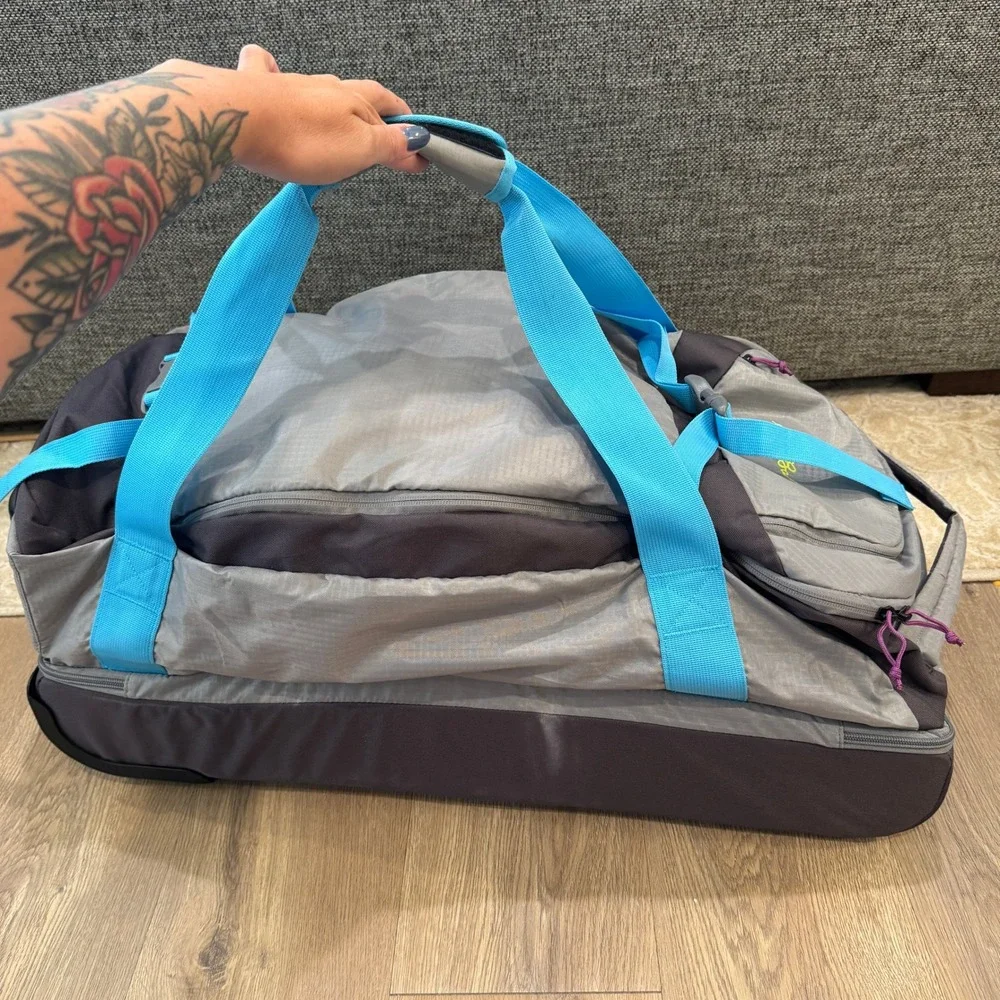 Eddie Bauer Expedition Rolling Duffel Bag Grey Ripstop Wheels Travel Luggage EUC